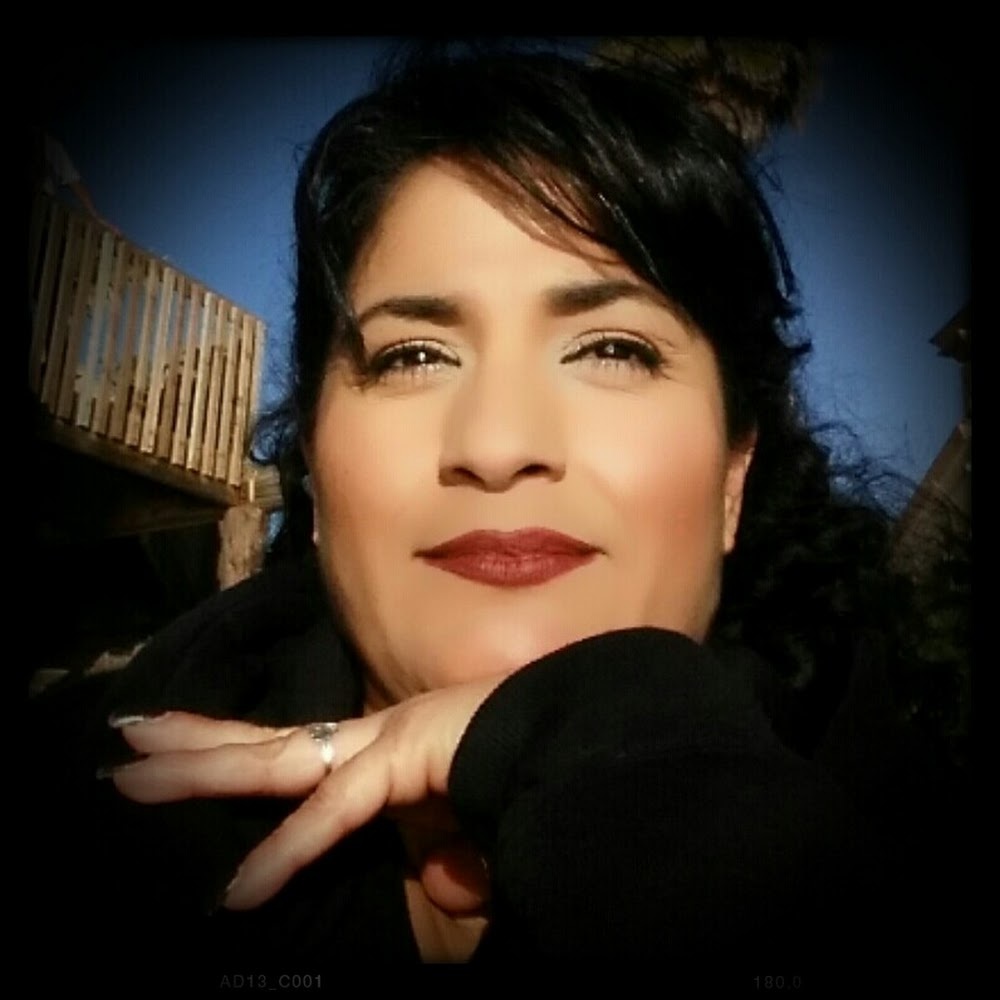 Meet your Posher, Maria